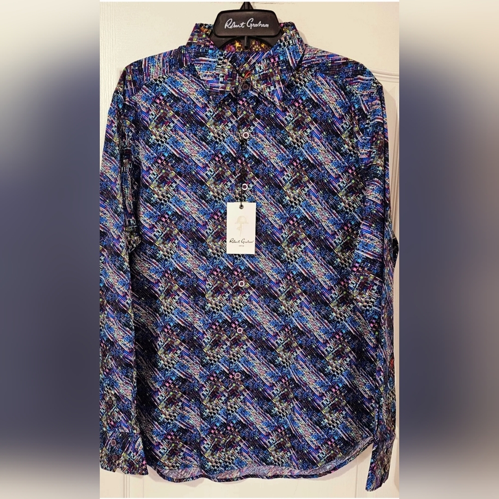 ROBERT GRAHAM SIZE LARGE NEW WITH TAGS CLASSIC FIT.